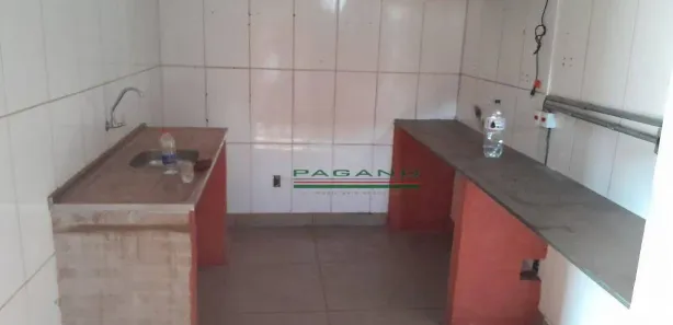 Conjunto Comercial / Sala para alugar, 42m² no , Cravinhos