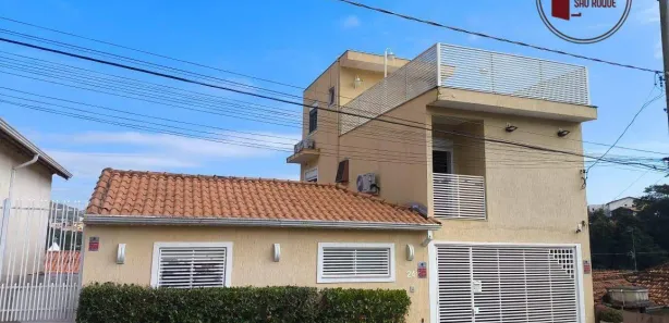 Sobrado com 4 Quartos à venda, 140m² no Vila Aguiar, São Roque