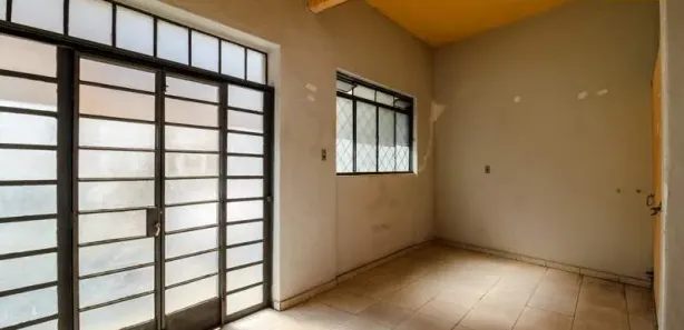 Loja / Salão / Ponto Comercial à venda, 26m² no Centro, Divinópolis