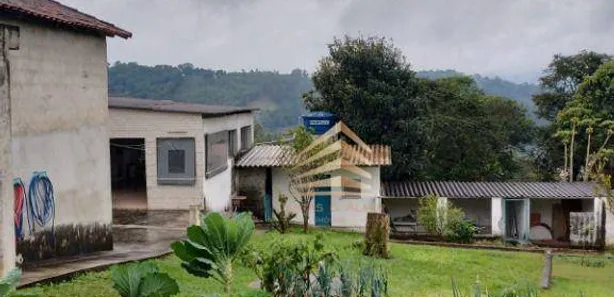 Fazenda / Sítio / Chácara com 3 Quartos à venda, 2000m² no Cuiabá, Nazaré Paulista