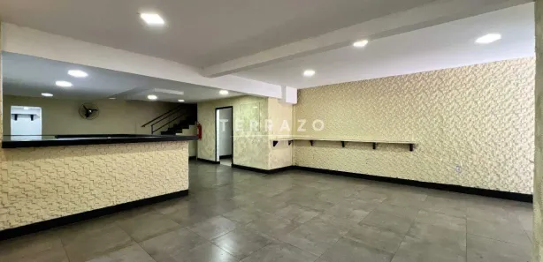 Galpão / Depósito / Armazém para alugar, 400m² no Vale do Paraíso, Teresópolis