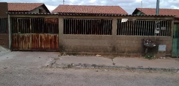 Casa com 2 Quartos à venda, 180m² no Girassol, Cocalzinho de Goiás
