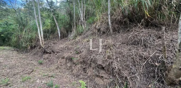 Terreno / Lote / Condomínio à venda, 772m² no Pedro do Rio, Petrópolis