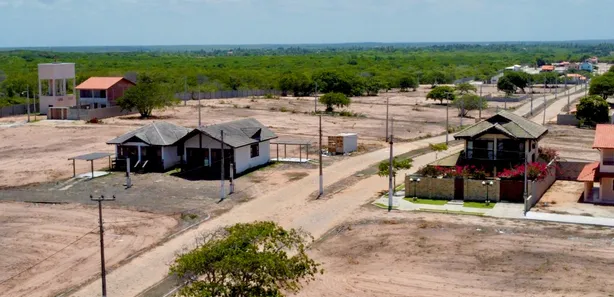 Terreno / Lote / Condomínio com 1 Quarto à venda, 250m² no , Cascavel