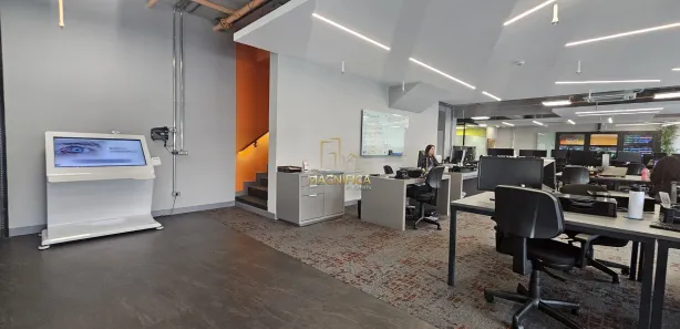 Loja / Salão / Ponto Comercial com 1 Quarto para alugar, 600m² no Seminário, Curitiba