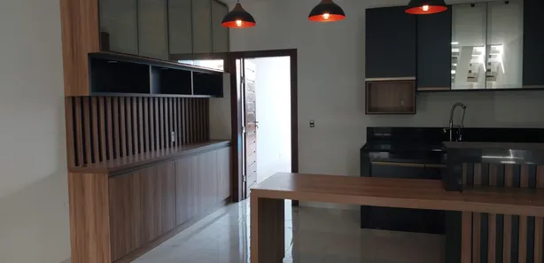 Sobrado com 3 Quartos à venda, 174m² no Jardim Arizona, Sete Lagoas