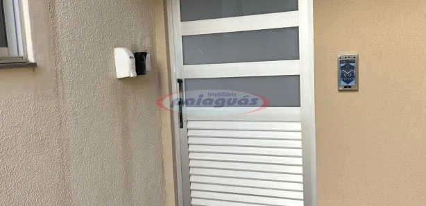 Apartamento com 3 Quartos para alugar, 60m² no Vila Emília, Maringá