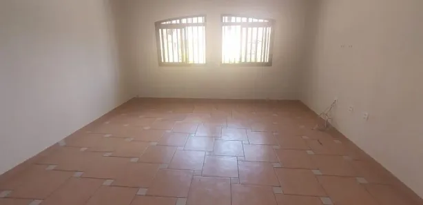 Casa com 3 Quartos para alugar, 140m² no Parque São Jorge, Campinas