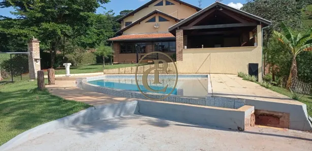 Fazenda / Sítio / Chácara com 3 Quartos à venda, 300m² no Caçapava Velha, Caçapava