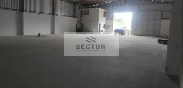 Galpão / Depósito / Armazém à venda, 950m² no Guaraituba, Colombo