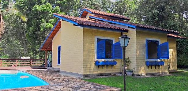 Casa de Condomínio com 3 Quartos à venda, 300m² no Jardim dos Ipês, Embu das Artes