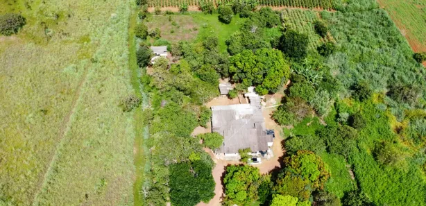 Fazenda / Sítio / Chácara com 3 Quartos à venda, 21000m² no Arapoanga, Brasília