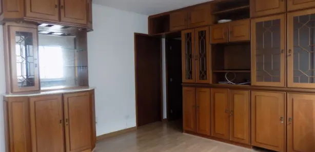 Apartamento com 3 Quartos para alugar, 74m² no Juvevê, Curitiba