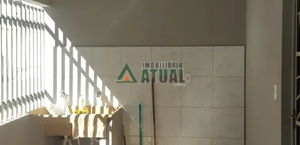 Casa com 3 Quartos para alugar, 160m² no Alpes, Londrina