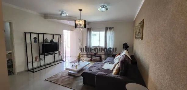 Casa com 3 Quartos à venda, 215m² no Brasil, Itu
