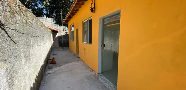 Casa com 2 Quartos para alugar, 100m² no Chácaras Ana Lúcia, Embu das Artes