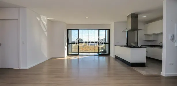 Apartamento com 2 Quartos para alugar, 110m² no Santo Inácio, Curitiba