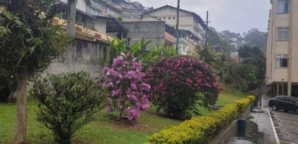 Apartamento com 2 Quartos para alugar, 70m² no Centro, Nova Friburgo