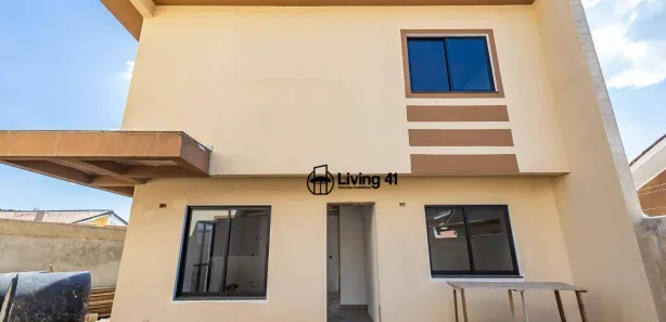 Casa de Condomínio com 3 Quartos à venda, 150m² no Santa Cândida, Curitiba