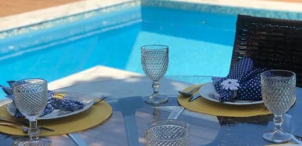 Casa de Condomínio com 6 Quartos para alugar, 790m² no Busca Vida (Abrantes), Camaçari