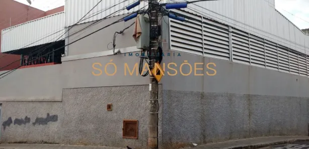 Galpão / Depósito / Armazém à venda, 560m² no Santo André, Belo Horizonte