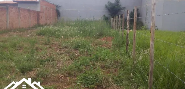 Terreno / Lote / Condomínio à venda, 346m² no Residencial Chácara São José, Limeira