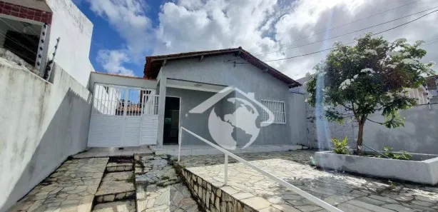 Casa com 3 Quartos para alugar, 58m² no Jabotiana, Aracaju