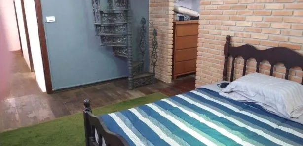Fazenda / Sítio / Chácara com 3 Quartos para alugar, 390m² no Condomínio Lagoinha, Jacareí