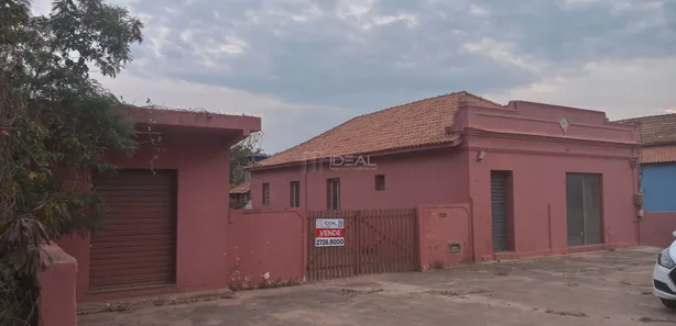Loja / Salão / Ponto Comercial com 3 Quartos à venda, 18000m² no Parque Turf Club, Campos dos Goytacazes