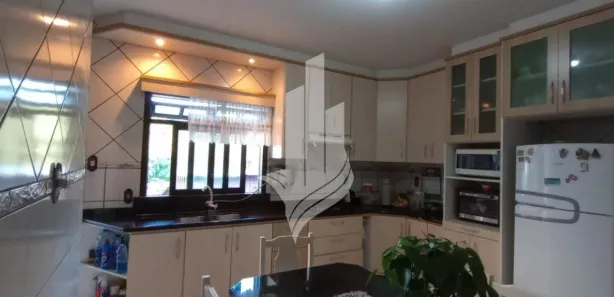 Casa com 3 Quartos à venda, 218m² no Itoupavazinha, Blumenau