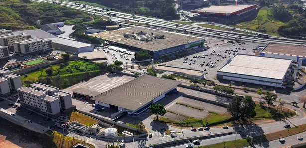 Galpão / Depósito / Armazém para venda ou aluguel, 4091m² no Centro, Votorantim