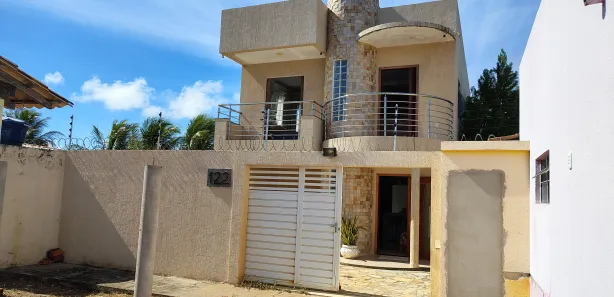 Sobrado com 4 Quartos à venda, 260m² no , Estância