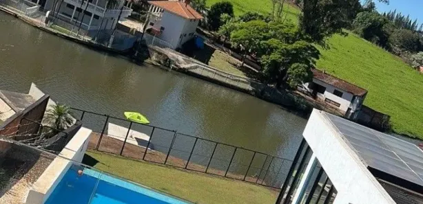 Fazenda / Sítio / Chácara com 3 Quartos à venda, 600m² no , Igaratá