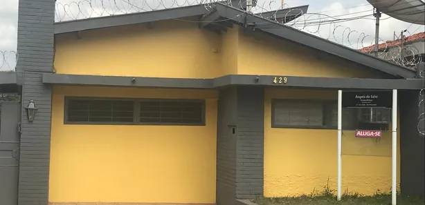 Conjunto Comercial / Sala para alugar, 22m² no Centro, Araras