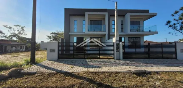 Sobrado com 3 Quartos à venda, 109m² no Barra do Saí, Itapoá