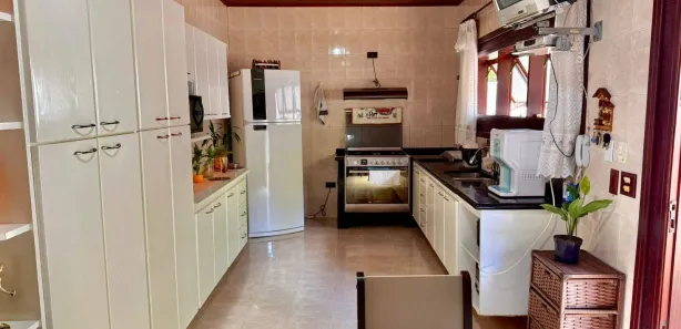 Fazenda / Sítio / Chácara com 3 Quartos para alugar, 350m² no Condomínio Residencial Vila Rica, Bragança Paulista