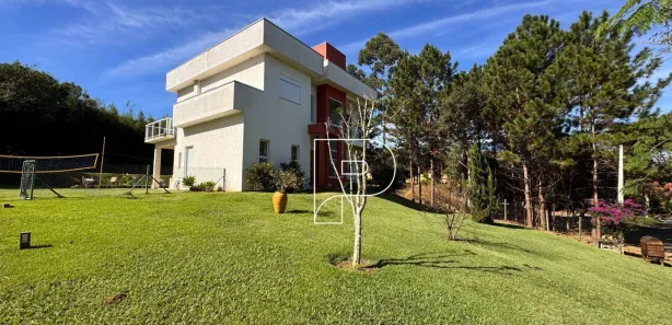 Casa de Condomínio com 4 Quartos para venda ou aluguel, 295m² no Jardim Guaçu, São Roque