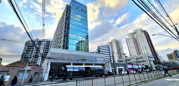 Loja / Salão / Ponto Comercial para alugar, 42m² no Vila Izabel, Curitiba