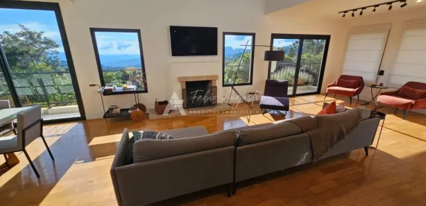 Casa de Condomínio com 4 Quartos à venda, 270m² no Alto da Boa Vista, Campos do Jordão