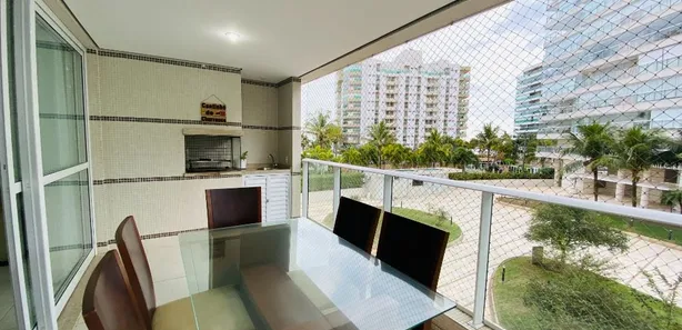 Apartamento com 4 Quartos para alugar, 138m² no Riviera, Bertioga