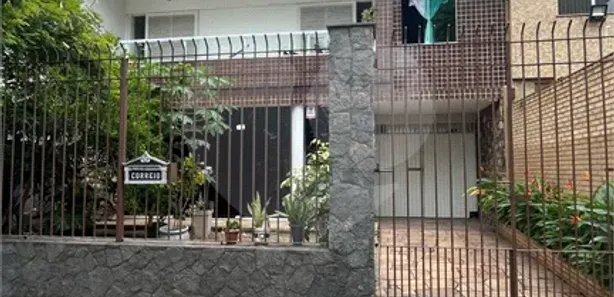 Casa Comercial com 4 Quartos para alugar, 130m² no Aterrado, Volta Redonda