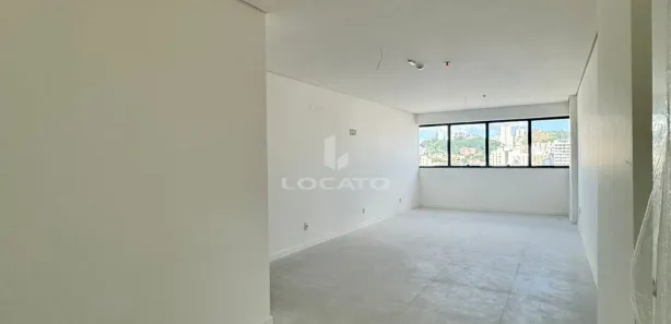 Conjunto Comercial / Sala à venda, 40m² no Centro, Juiz de Fora