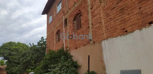 Loja / Salão / Ponto Comercial com 1 Quarto à venda, 525m² no São Judas Tadeu, Montes Claros