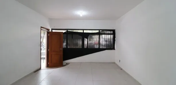 Casa Comercial com 5 Quartos para alugar, 300m² no Centro, Mogi das Cruzes