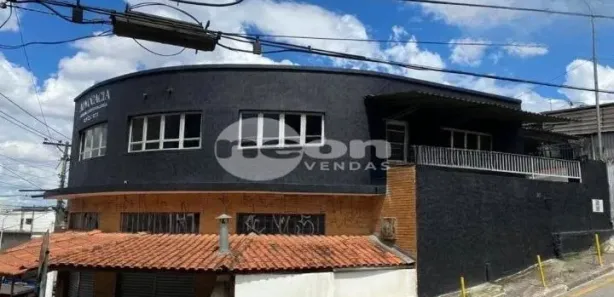 Prédio Inteiro com 3 Quartos à venda, 243m² no Conceição, Diadema