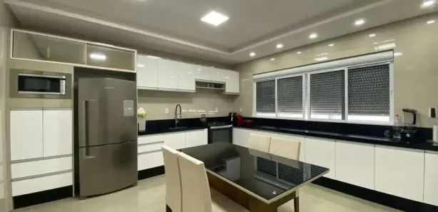 Sobrado com 3 Quartos à venda, 138m² no Centro, Navegantes