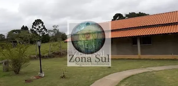 Fazenda / Sítio / Chácara com 2 Quartos à venda, 200m² no Carafá, Votorantim