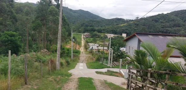 Fazenda / Sítio / Chácara com 2 Quartos à venda, 841m² no Vargem Grande, Águas Mornas