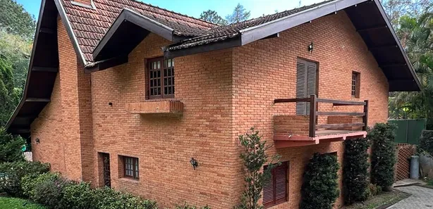 Casa de Condomínio com 7 Quartos para venda ou aluguel, 1200m² no Chácara Granja Velha, Carapicuíba