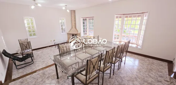 Casa de Condomínio com 3 Quartos para alugar, 250m² no Mirante das Agulhas, Resende